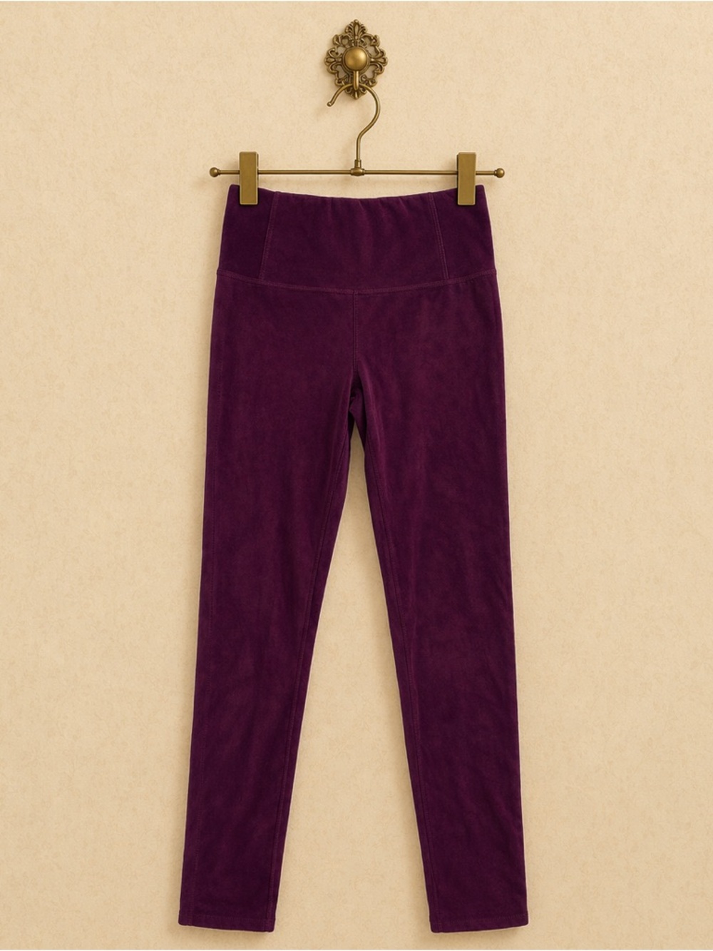 Francesca’s cranberry velour high waisted leggings S